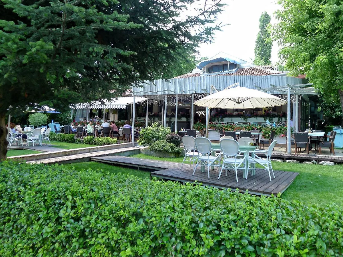 Sea Garden Lux Apartment Varna